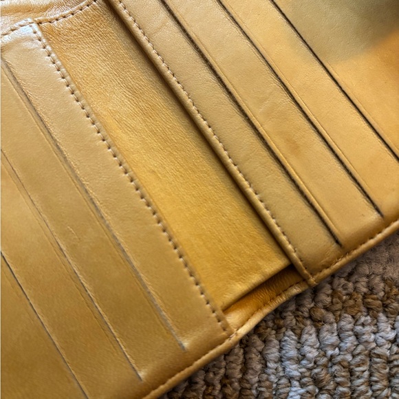 CHANEL Mustard Yellow Caviar Leather Wallet - Picture 5 of 10